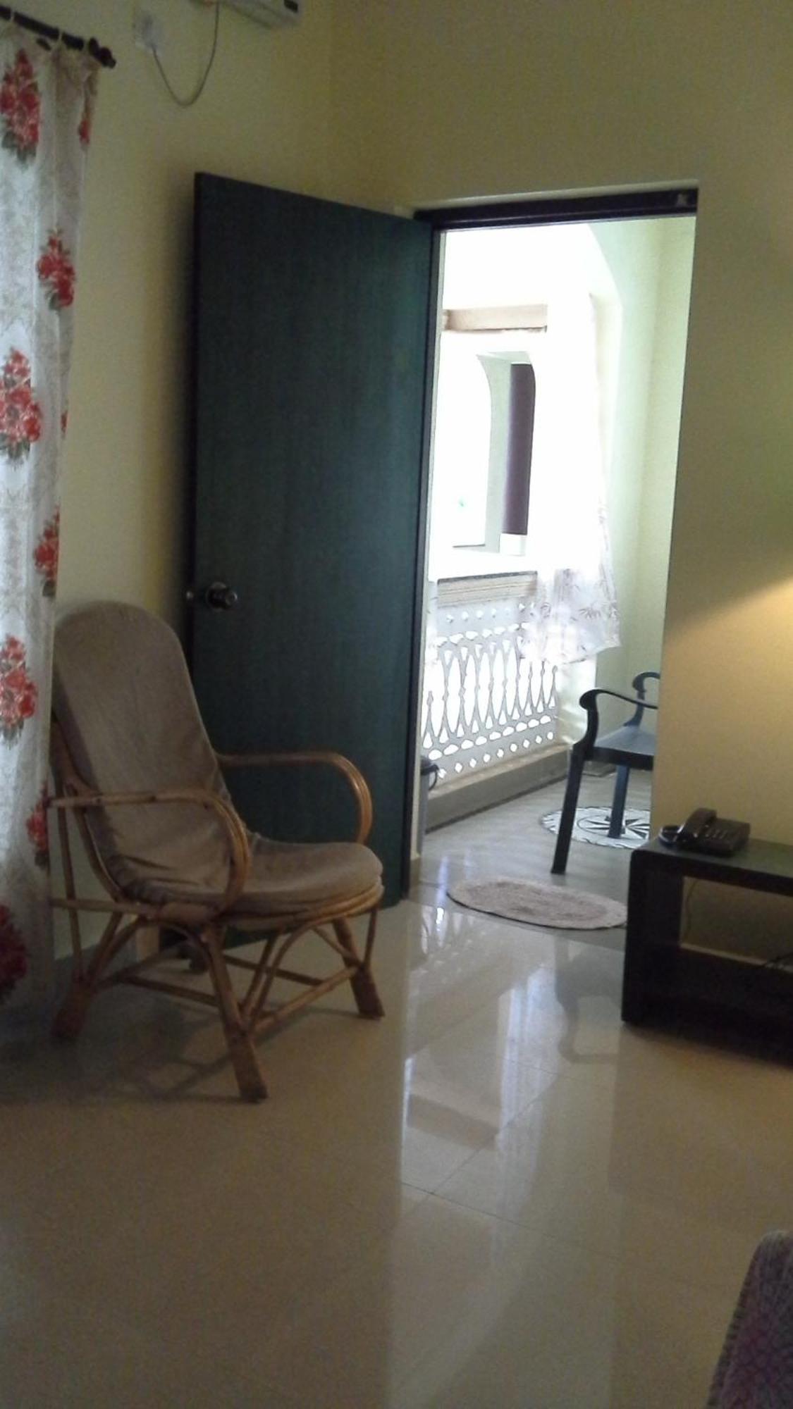 Elegant Shades Apartment โคลวา ห้อง รูปภาพ