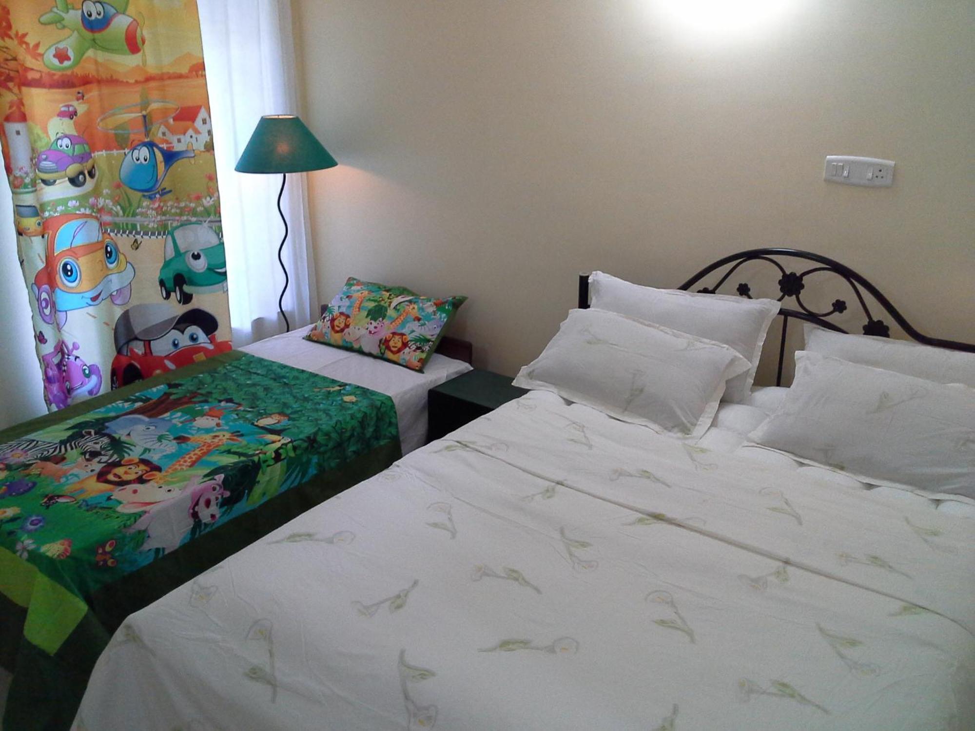 Elegant Shades Apartment โคลวา ห้อง รูปภาพ